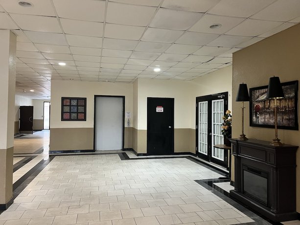 Imagen de los interiores del Hotel Homestay Inn and suites. Foto 8