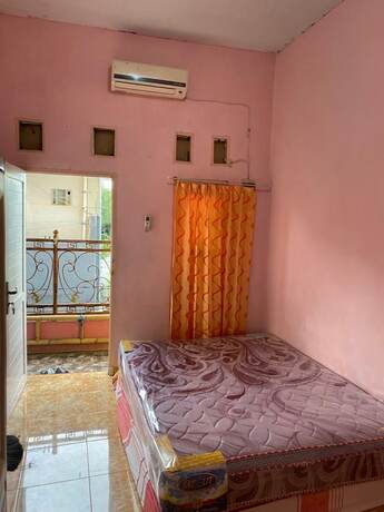 Imagen de la habitación del Hotel Homestay Lestari Makassar. Foto 8