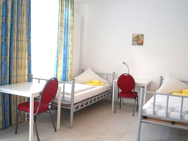 Imagen de la habitación del Hotel Homestay N&uuml;rnberg. Foto 2
