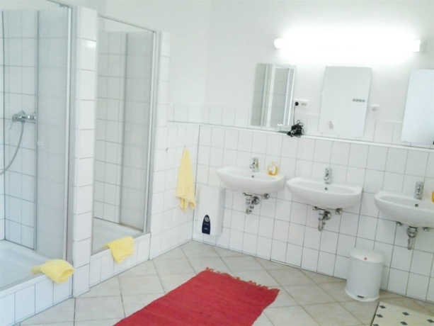 Imagen de la habitación del Hotel Homestay N&uuml;rnberg. Foto 7