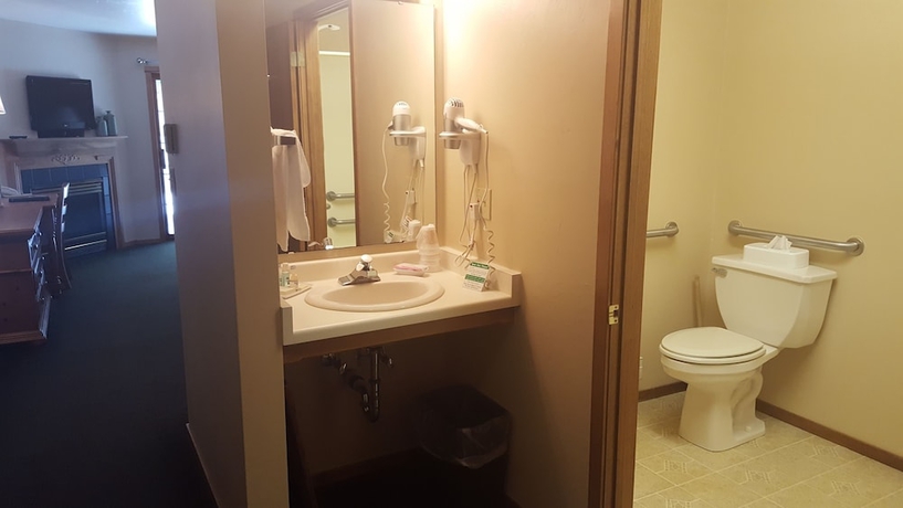 Imagen de la habitación del Hotel Homestead Suites. Foto 9