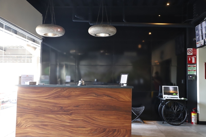 Imagen de los interiores del Hotel Homesuites Malecon. Foto 19