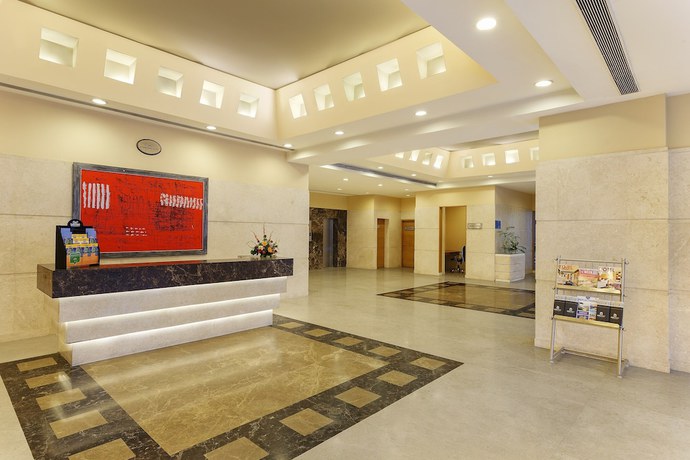 Imagen de los interiores del Hotel Hometel Roorkee. Foto 11