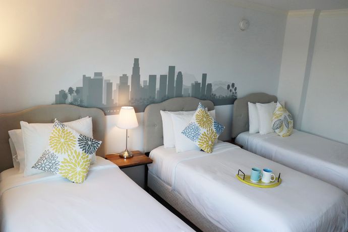 Imagen de la habitación del Hotel Hometel Suites - Los Angeles (Koreatown). Foto 2