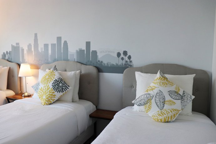 Imagen de la habitación del Hotel Hometel Suites - Los Angeles (Koreatown). Foto 3