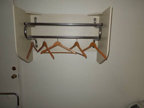 Imagen de la habitación del Hotel Hometown Inn Berea. Foto 9