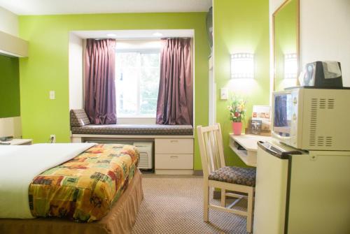 Imagen general del Hotel Hometown Inn & Suites Jacksonville Butler Blvd./Southpoint. Foto 3