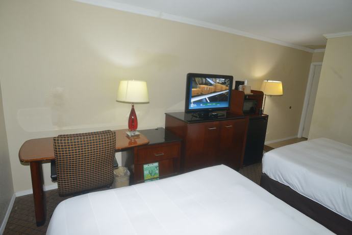 Imagen de la habitación del Hotel Hometown Inn and Suites, Tulsa . Foto 5