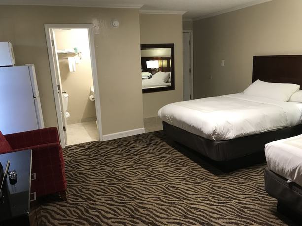 Imagen de la habitación del Hotel Hometown Inn and Suites, Tulsa . Foto 7