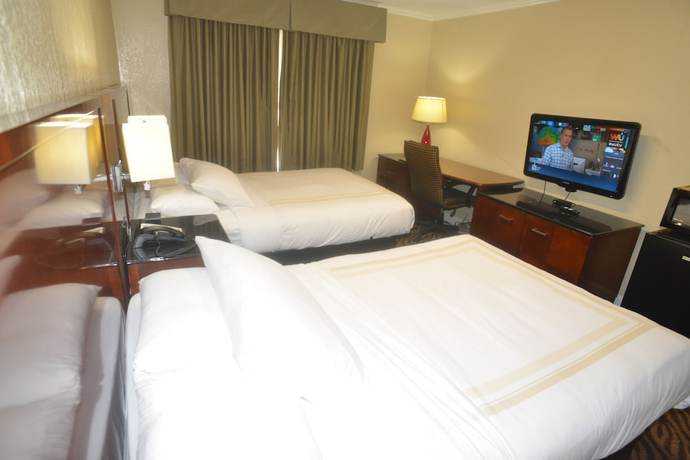 Imagen de la habitación del Hotel Hometown Inn and Suites, Tulsa . Foto 17
