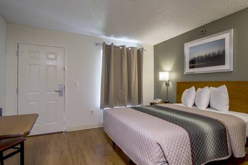Imagen de la habitación del Hotel Hometowne Studios By Red Roof Dallas - Mesquite. Foto 4