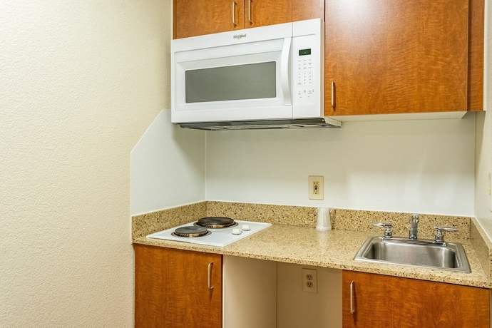 Imagen de la habitación del Hotel Hometowne Studios By Red Roof Eugene - Springfield. Foto 9