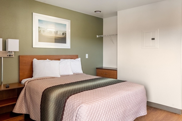 Imagen de la habitación del Hotel Hometowne Studios By Red Roof Eugene - Springfield. Foto 12