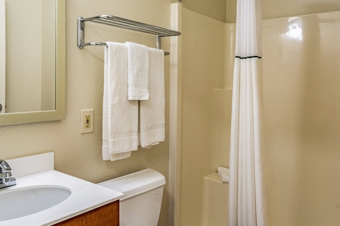 Imagen de la habitación del Hotel Hometowne Studios By Red Roof Eugene - Springfield. Foto 17