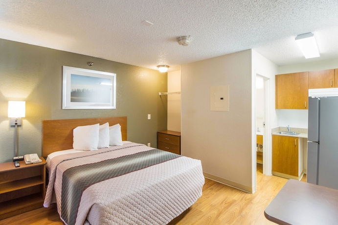 Imagen de la habitación del Hotel Hometowne Studios By Red Roof Houston - West Oaks. Foto 6