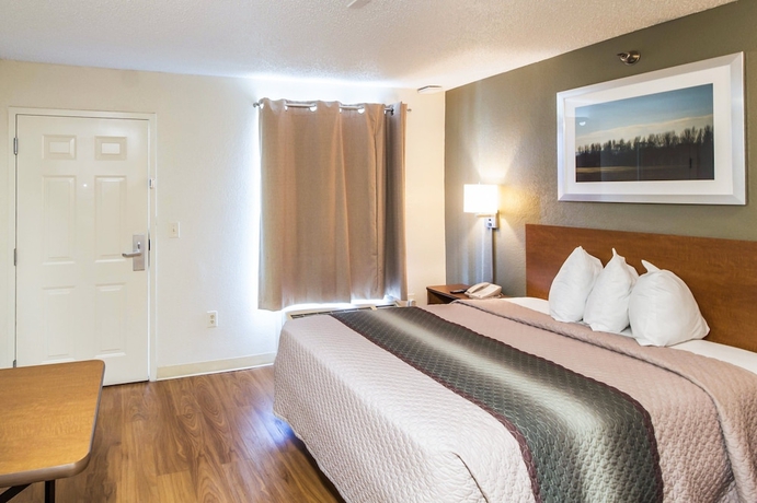 Imagen de la habitación del Hotel Hometowne Studios By Red Roof Houston - West Oaks. Foto 7