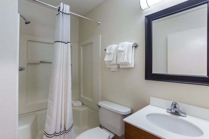 Imagen de la habitación del Hotel Hometowne Studios By Red Roof Nashville - Airport/ Briley Pkwy. Foto 12