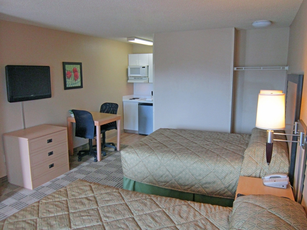 Imagen de la habitación del Hotel Hometowne Studios By Red Roof Orlando - Ucf Area. Foto 6