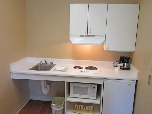 Imagen de la habitación del Hotel Hometowne Studios By Red Roof Orlando - Ucf Area. Foto 8