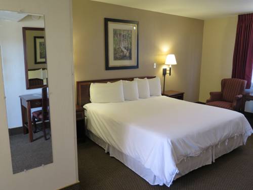 Imagen de la habitación del Hotel Hometowne Studios By Red Roof Yuba City. Foto 14