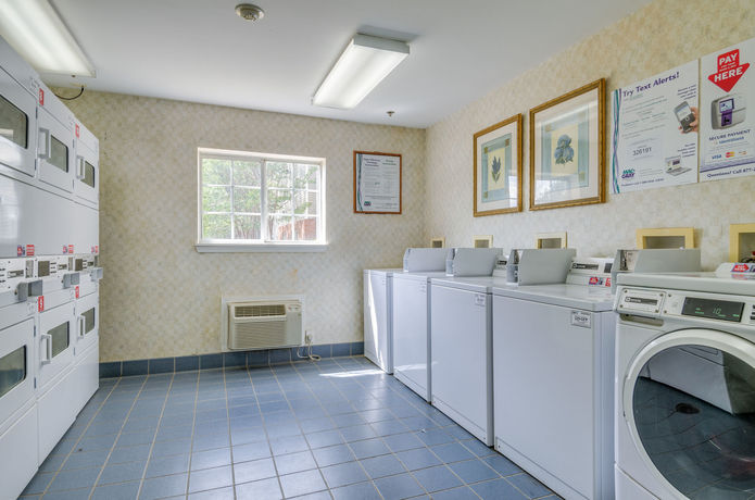 Imagen de la habitación del Hotel Hometowne Studios and Suites By Red Roof Charlotte - Concord. Foto 4