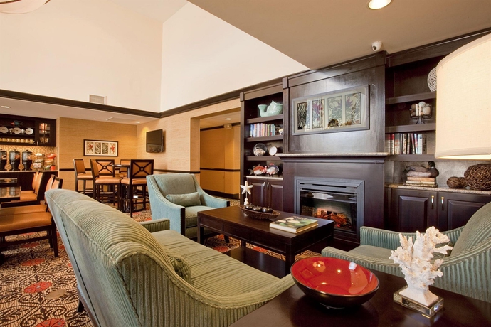 Imagen de los interiores del Hotel Homewood Suites Bonita Springs. Foto 11