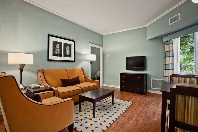 Imagen de los interiores del Hotel Homewood Suites Bonita Springs. Foto 13