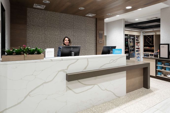 Imagen de los interiores del Hotel Homewood Suites By Hilton Albuquerque Downtown. Foto 17
