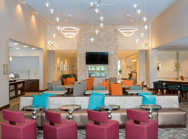 Imagen de los interiores del Hotel Homewood Suites By Hilton Allentown Bethlehem Cent. Foto 15