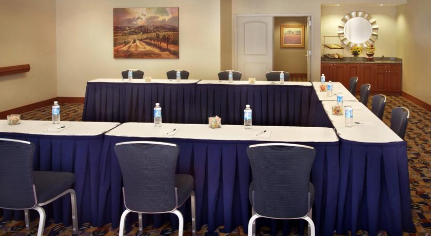 Imagen general del Hotel Homewood Suites By Hilton Allentown-bethlehem Airport. Foto 4