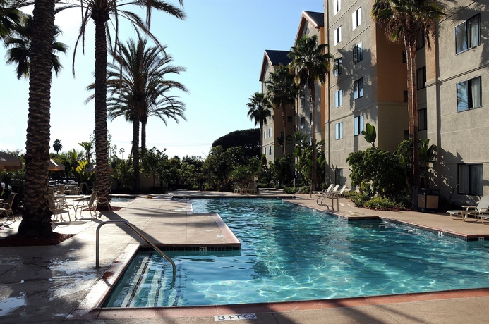 Imagen de la piscina del Hotel Homewood Suites By Hilton Anaheim-main Gate Area. Foto 10
