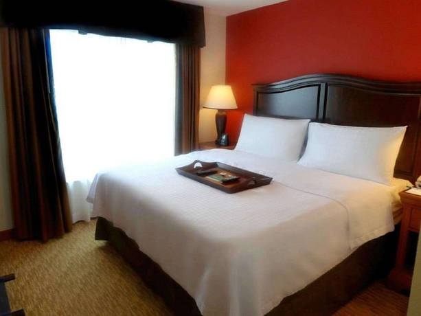 Imagen de la habitación del Hotel Homewood Suites By Hilton At The Waterfront. Foto 2