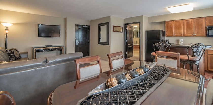 Imagen de la habitación del Hotel Homewood Suites By Hilton At The Waterfront. Foto 4