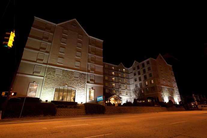 Imagen de los exteriores del Hotel Homewood Suites By Hilton Atlanta Buckhead Pharr Road. Foto 8