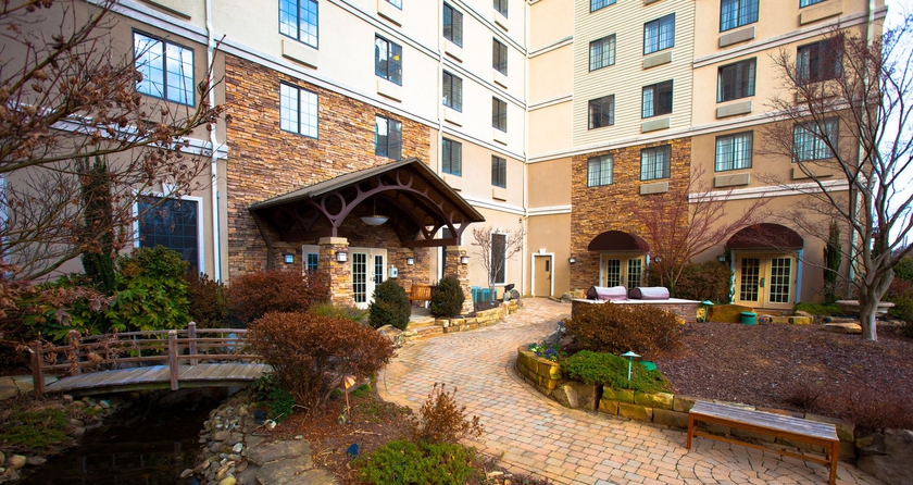 Imagen general del Hotel Homewood Suites By Hilton Atlanta Buckhead Pharr Road. Foto 1