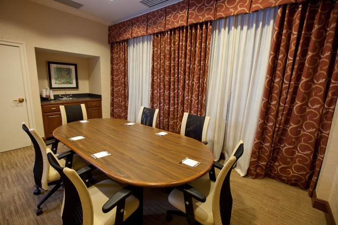 Imagen de los interiores del Hotel Homewood Suites By Hilton Atlanta Buckhead Pharr Road. Foto 14