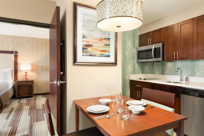 Imagen de la habitación del Hotel Homewood Suites By Hilton Atlanta / Perimeter Center. Foto 5
