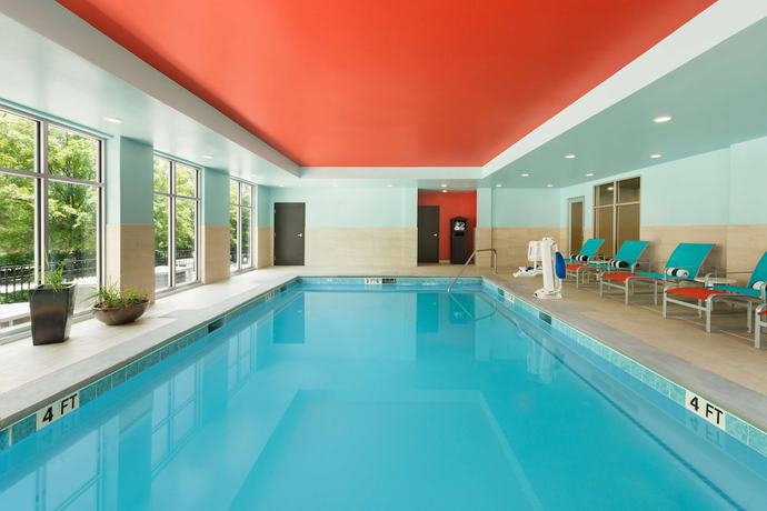 Imagen de la piscina del Hotel Homewood Suites By Hilton Atlanta / Perimeter Center. Foto 20