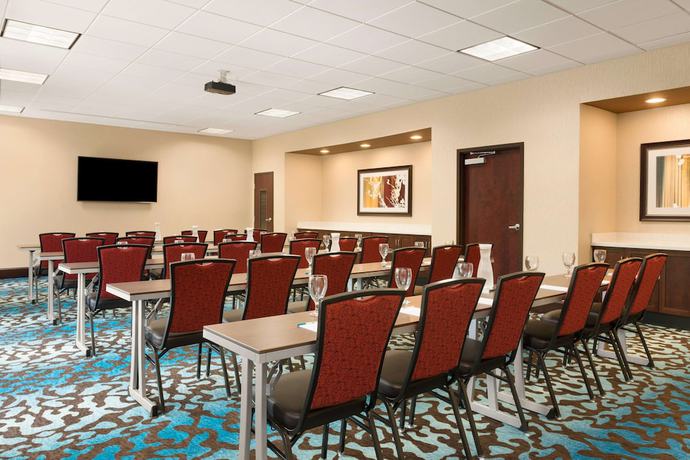 Imagen de los interiores del Hotel Homewood Suites By Hilton Atlanta / Perimeter Center. Foto 17