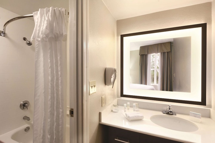 Imagen de la habitación del Hotel Homewood Suites By Hilton Atlanta-alpharetta. Foto 8