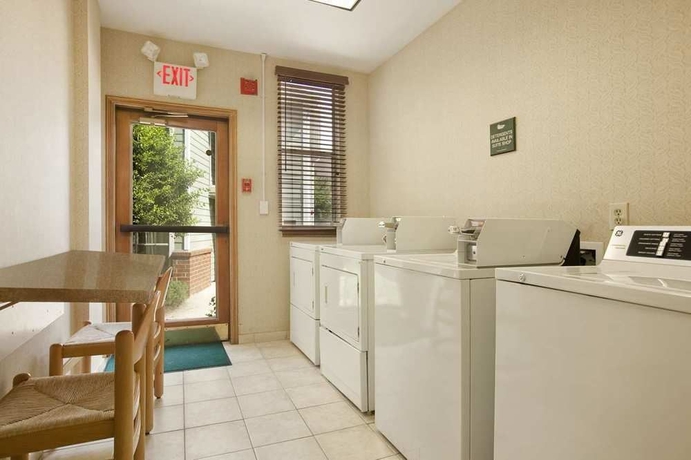 Imagen de los interiores del Hotel Homewood Suites By Hilton Atlanta-galleria/cumberland. Foto 9