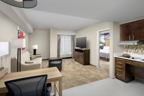 Imagen general del Hotel Homewood Suites By Hilton Austin Downtown. Foto 1