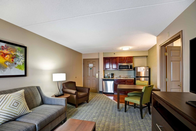 Imagen de los interiores del Hotel Homewood Suites By Hilton Baltimore-bwi Airport. Foto 12
