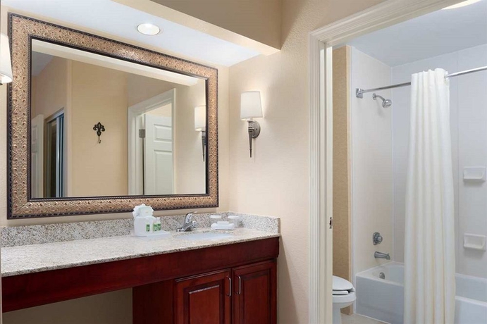 Imagen de la habitación del Hotel Homewood Suites By Hilton Baton Rouge. Foto 7