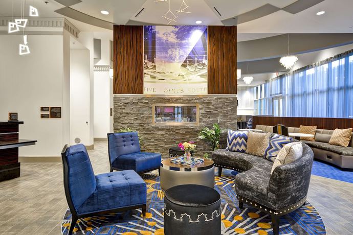 Imagen de los interiores del Hotel Homewood Suites By Hilton Birmingham Downtown Near Uab. Foto 20
