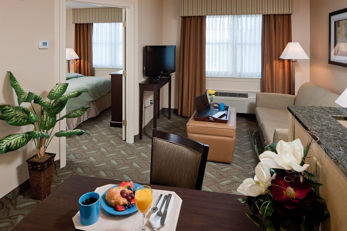 Imagen de los interiores del Hotel Homewood Suites By Hilton Boston / Andover. Foto 9
