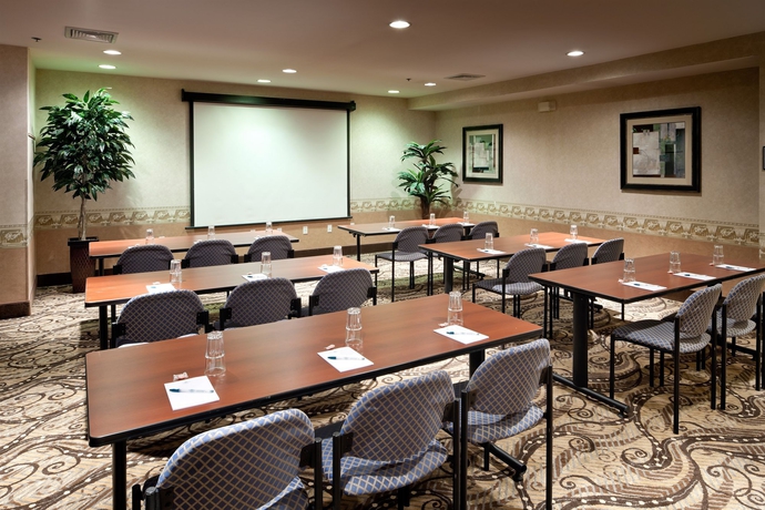 Imagen de los interiores del Hotel Homewood Suites By Hilton Boston / Andover. Foto 12
