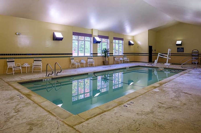 Imagen de la piscina del Hotel Homewood Suites By Hilton Boston/billerica. Foto 8