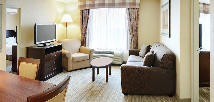 Imagen de los interiores del Hotel Homewood Suites By Hilton Burlington, Burlington. Foto 12