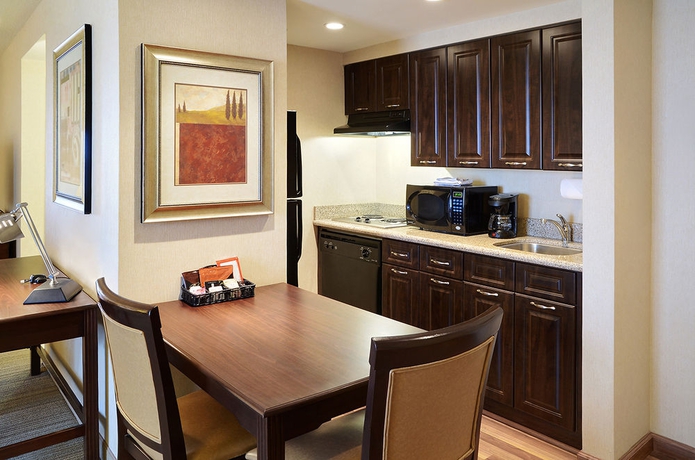 Imagen de la habitación del Hotel Homewood Suites By Hilton Burlington, Burlington. Foto 6